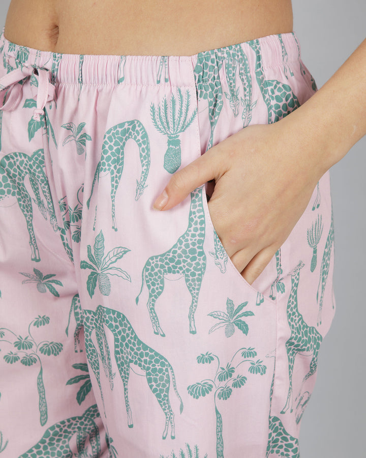 Womens Lounge Pants - Pink Giraffes
